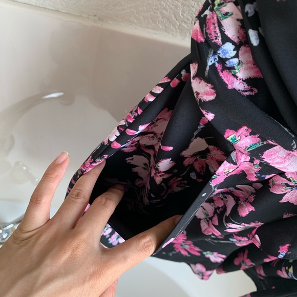 Express Cherry Blossom Floral Strapless Romper - Picture 3 of 5